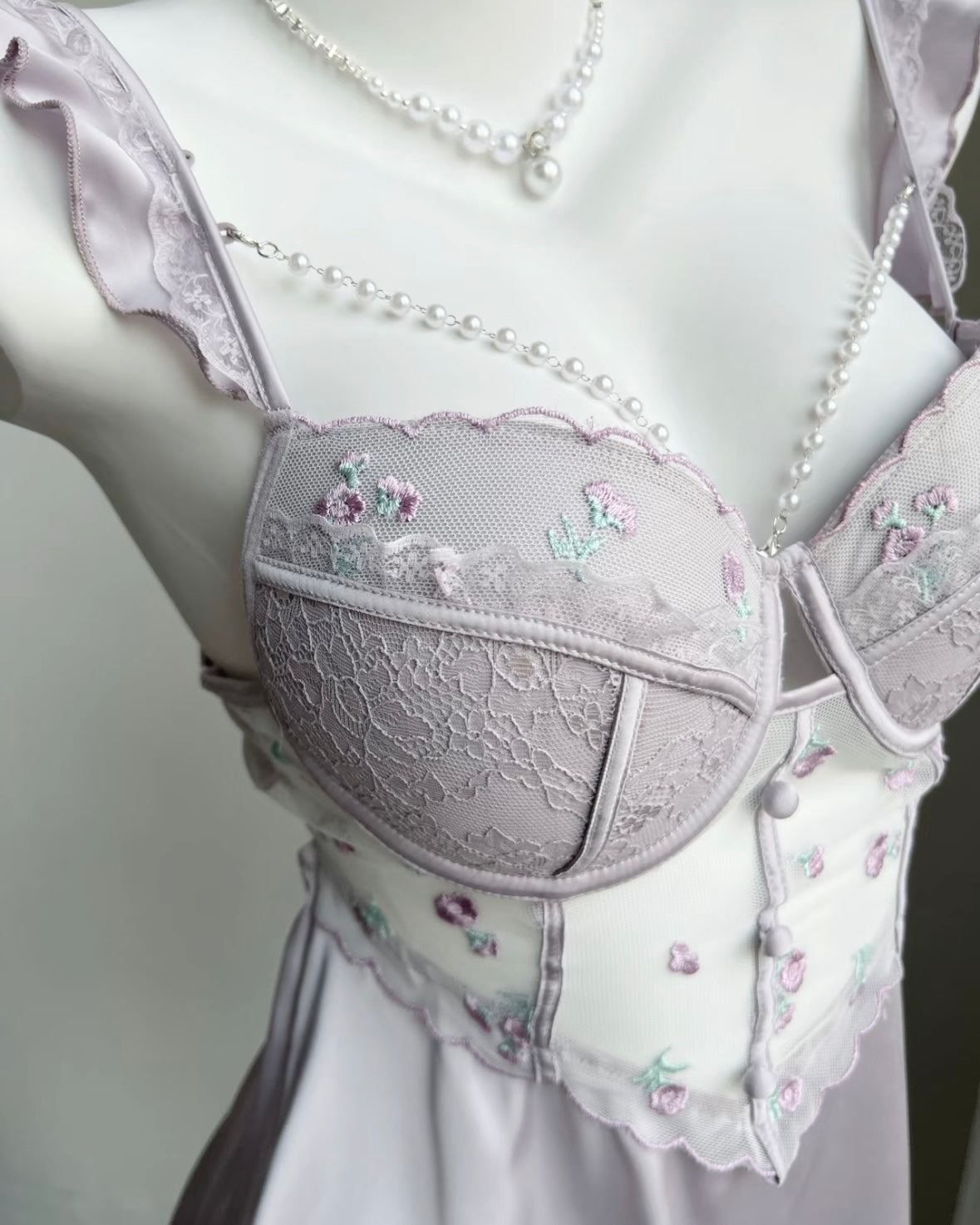 Nuisette Corset Lainey Brodée en Parme