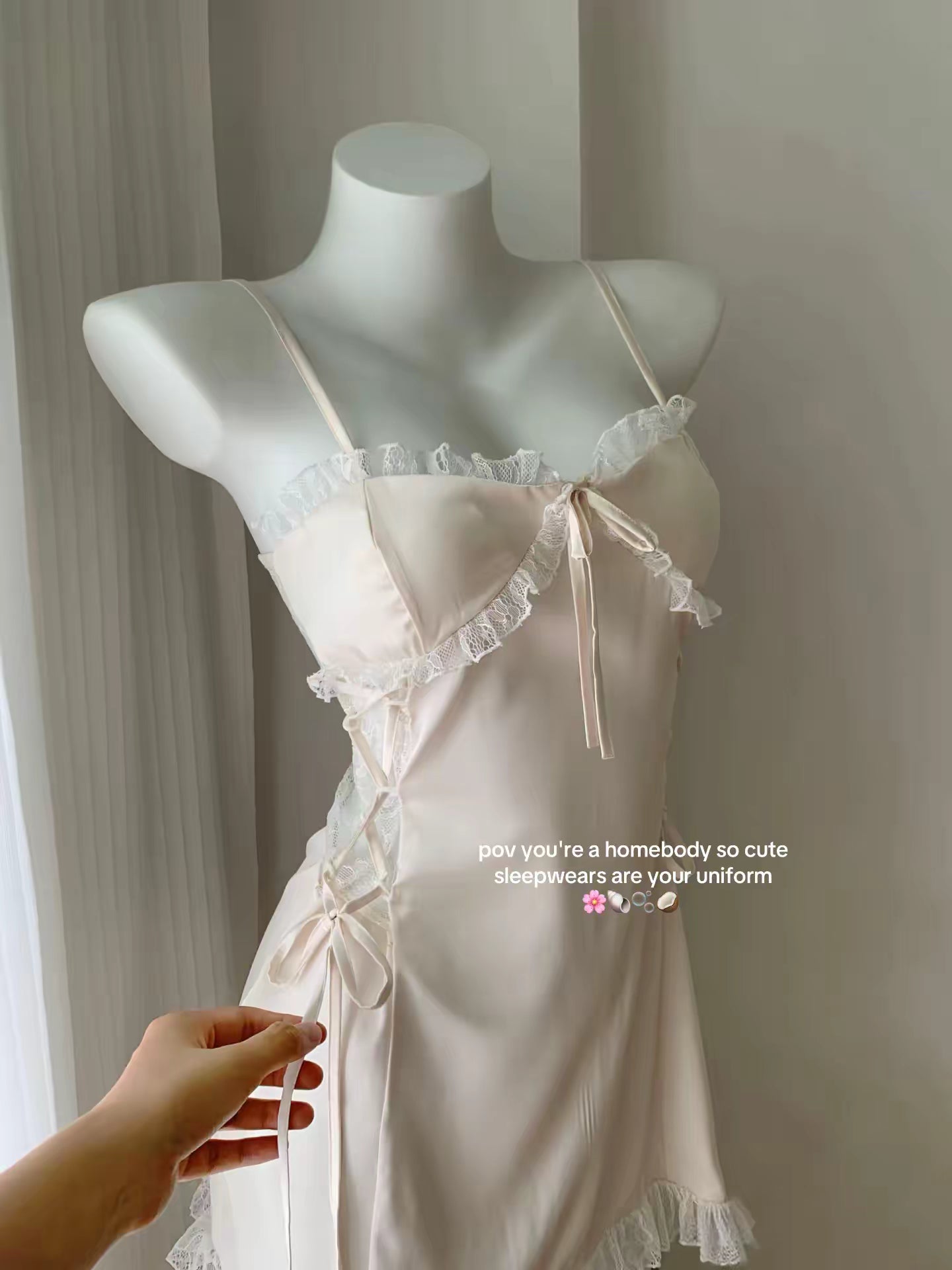 Nuisette Swan en Dentelle Ivoire