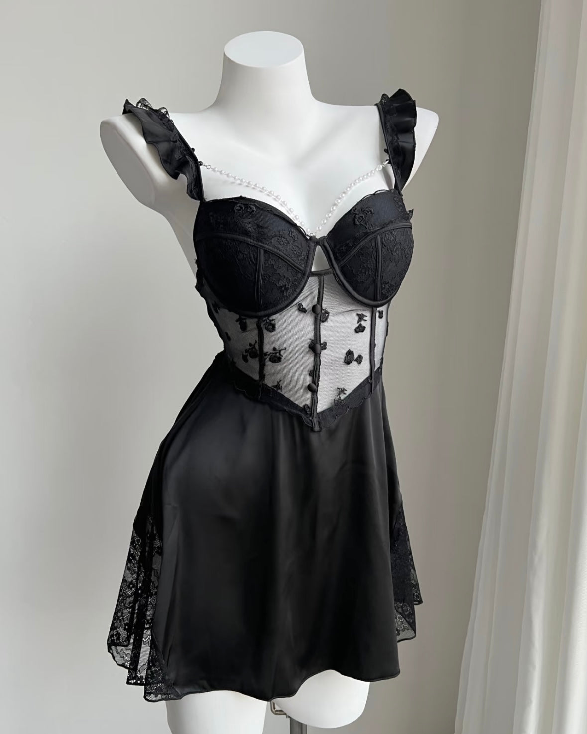 Nuisette Corset Lainey Brodée en Noir