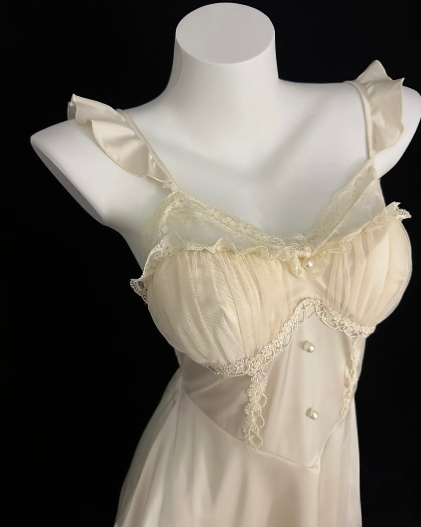 Athena Lace Nightie in Champagne Gold