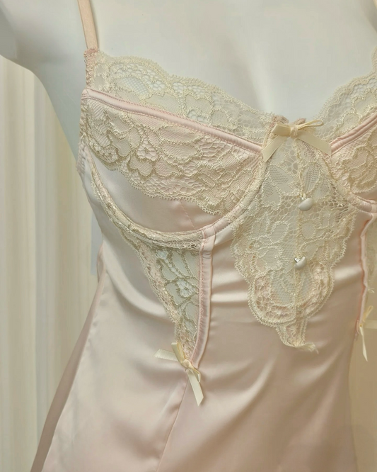 Angelique Underwire Nightie in Baby Pink